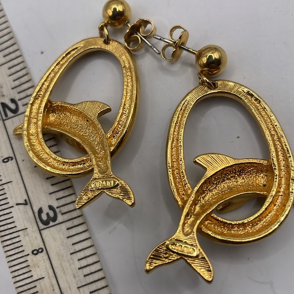 vintage Avon Dolphin Earring gold tone - Picture 4 of 4